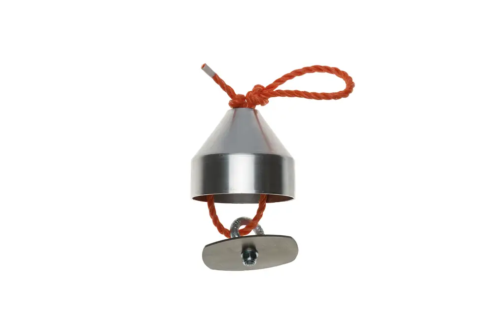 Einsetzbare Einziehhilfe aus Metall mit einer orangefarbenen Schnur, geeignet für die Verwendung mit flexiblen Abgasrohren. Produkt von Brötje.