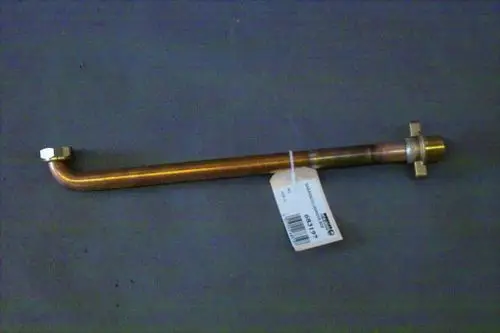 Gasanschlussrohr von Brötje mit einem Bogen und zwei Anschlussgewinden. Das Produkt ist auf einem neutralen Hintergrund platziert und trägt ein Preisschild.
