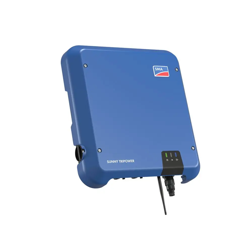 Wechselrichter in blauer Gehäusefarbe mit SMA-Logo und mehreren Statusanzeigen. Anschluss für Kabel an der linken Seite, Antenne an der unteren rechten Ecke sichtbar.