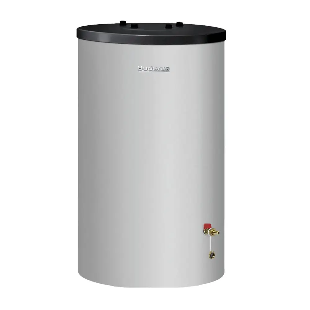 Buderus Warmwasserspeicher in zylindrischer Form mit einer silbernen Oberfläche. Deutlich erkennbare Anschlüsse an der Unterseite.