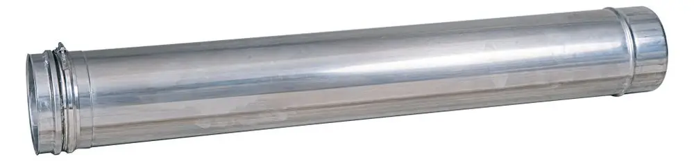 Edelstahlrohr mit glatter Oberfläche, hergestellt von Pluggit, liegt horizontal auf einem neutralen Hintergrund.