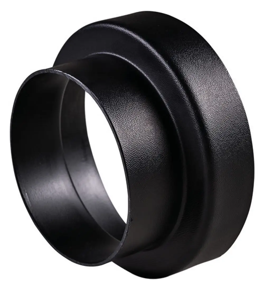 Schwarzer Adapter mit reduzierter Öffnung, geeignet für Belüftungs- oder Abgastesysteme, hergestellt von Pluggit.