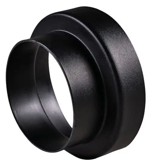 Schwarzer Adapter mit reduzierter Öffnung, geeignet für Belüftungs- oder Abgastesysteme, hergestellt von Pluggit.