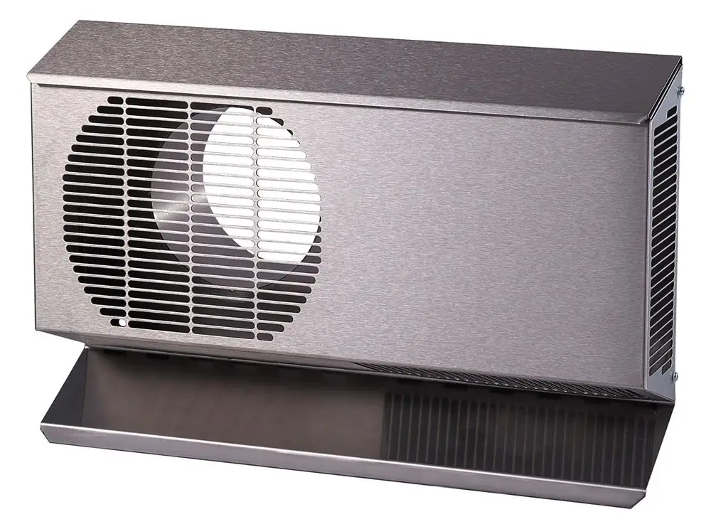 Stahlschrank mit belüfteter Front, geeignet für die Installation von Pluggit-Systemen, zur Gewährleistung eines Wetterschutzes.