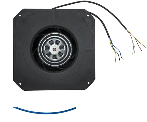 Brötje Gebläse mit einem runden Ventilator im Zentrum und mehreren Kabeln in verschiedenen Farben, die an der Seite hervortreten.