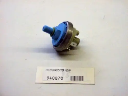 Druckwächter von Brötje in runder Form mit einem blauen oberen Teil und mehreren Anschlüssen auf der Unterseite, abgebildet auf einem neutralen Hintergrund.