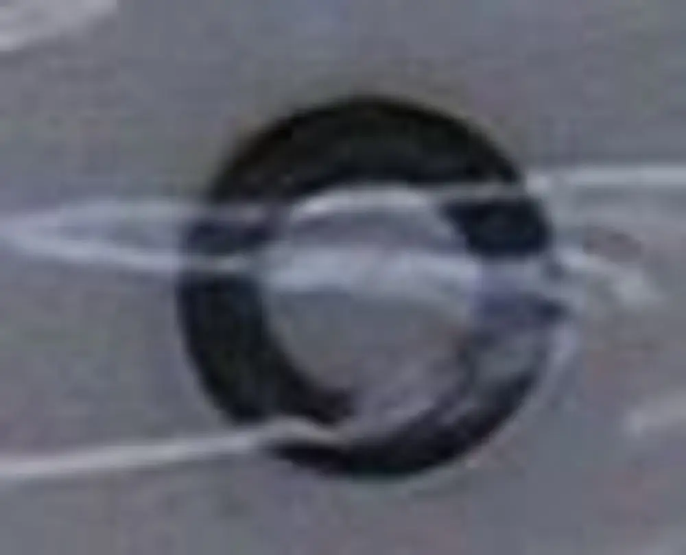 Schwarzer O-Ring auf grauem Hintergrund, möglicherweise für Anwendungen im Heizungsbereich, wie sie von der Marke Brötje verwendet werden.