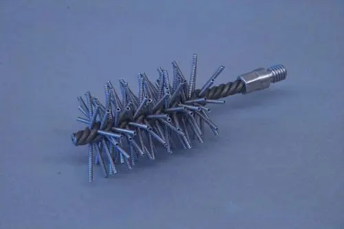 Ersatzbürste mit starkem Drahtdesign, geeignet für spezielle Reinigungsanwendungen, präsentiert von der Marke Brötje.