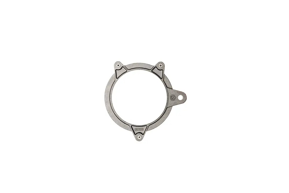 Brennerflansch aus Metall mit runder Öffnung und mehreren Befestigungslöchern, hergestellt von Brötje.