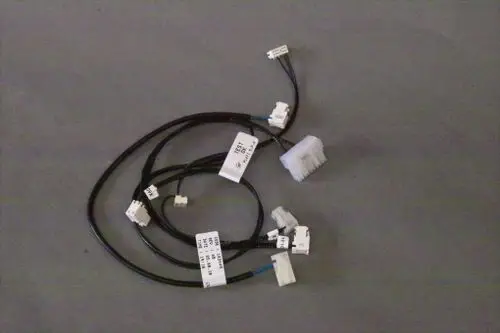 Brötje Kabelbaum mit mehreren Steckverbindern und Kabelsträngen, zur elektrischen Verbindung innerhalb eines Gerätes.