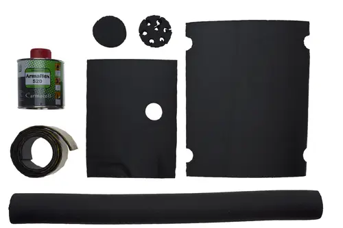 Schwarze Dichtungsmaterialien und Kleber für Heizgeräte. Enthält verschiedene Teile wie Platten, Rolls und einen Kleber von Brötje.