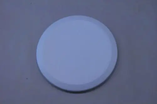 Weißer runder Deckel von Brötje auf neutralem Hintergrund, ohne sichtbare Markierungen oder Details.