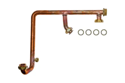 Kupferrohr mit mehreren Fittings und Dichtungsringen, geeignet für Heizungsinstallationen. Brötje Rücklaufrohr WGB EVO 38 ist klar sichtbar.