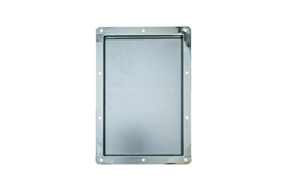 Metallischer Deckel mit vierkantigem Rahmen und mehreren Befestigungslöchern. Brötje-Produkt, geeignet für verschiedene Anwendungen.