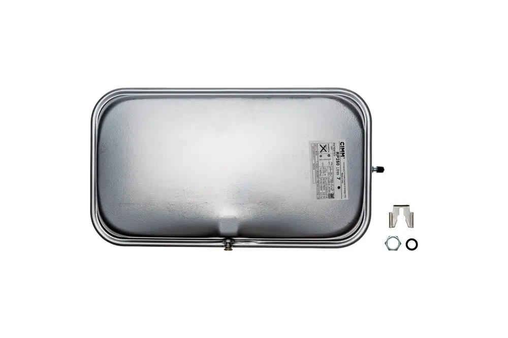 Brötje Ausdehnungsgefäß in rechteckiger Form, metallic und glatt. Zubehörteile wie eine Unterlegscheibe, ein seitlicher Anschluss und eine Klammer sind daneben abgebildet.