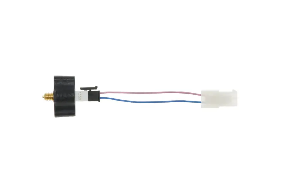 Brötje Temperatursensor-Adapter mit schwarzem Gehäuse und zwei Drähten in blau und rosa, an einem schraubbaren Anschluss befestigt.