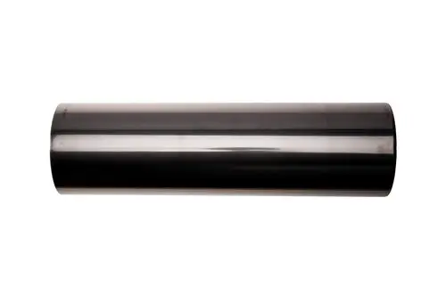 Schwarzes, zylindrisches Rohr von Brötje, aus metallischem Material, mit einer glatten Oberfläche und ohne erkennbare Maße.