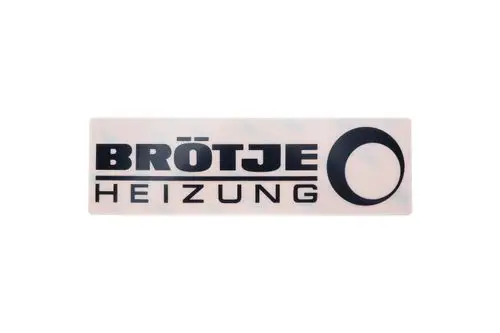 Schwarzer Aufkleber mit dem Logo von Brötje in klarer Schrift auf hellem Hintergrund. Enthält den Firmennamen und ein grafisches Element.