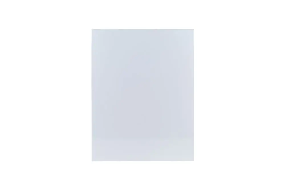 Weiße, flache Vorderwand von Brötje, gleichmäßig und ohne erkennbare Merkmale, auf neutralem Hintergrund.