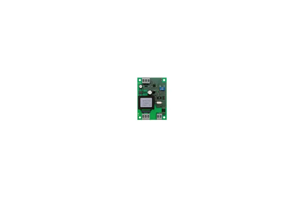Grüne Platine mit elektronischen Komponenten, einschließlich eines Transformators und Anschlussklemmen, möglicherweise Bestandteil eines Wärmemengenzählers von Brötje.