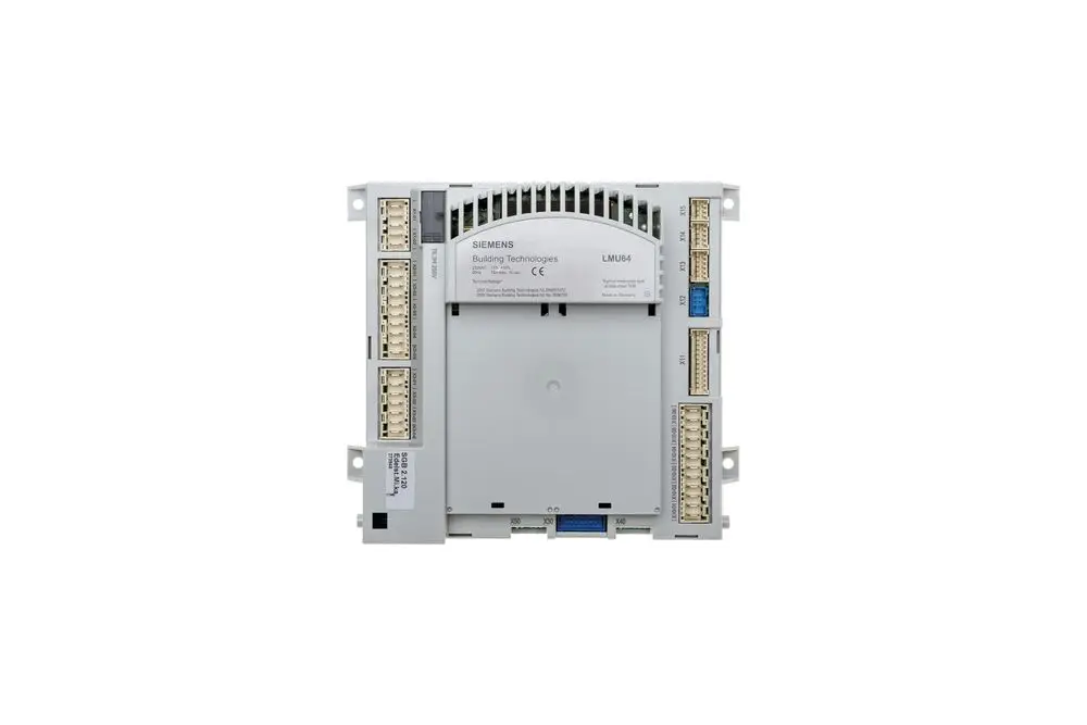 Siemens-Gerät mit mehreren Anschlüssen und Kühlrippen, in grauer Farbe, vermutlich für die Gebäudeautomation, abgebildet in einem neutralen Hintergrund.