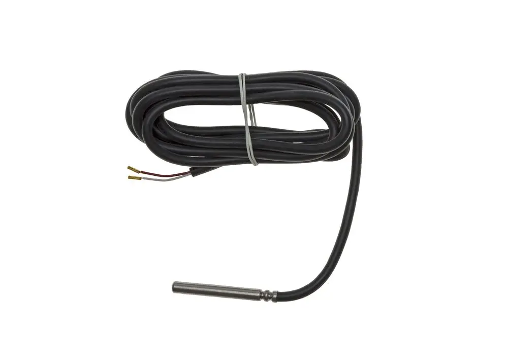 Brötje Temperaturfühler mit zwei Anschlüssen und einem langen, schwarzen Kabel. Der Sensorkopf ist aus Metall und hat eine minimalistische Bauform.