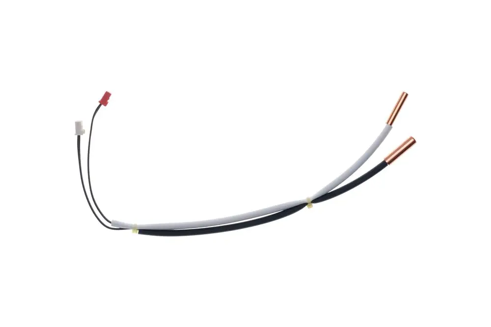 Kupfer- und Kunststoffkabel mit zwei Anschlüssen, geeignet für Temperaturfühler von Brötje, in einer geschwungenen Form angeordnet.