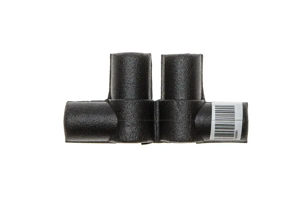 Brötje Isolierung für ein Expansionsventil, schwarz, mit zwei Ausgängen und Barcode-Etikett. Das Produkt ist aus robustem Material gefertigt.