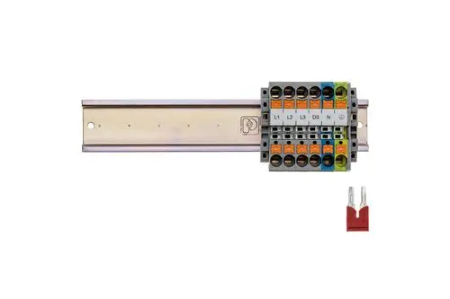Brötje Hutschienenelement mit mehreren Anschlussklemmen für die elektrische Verdrahtung, montiert auf einer Trägerschiene.
