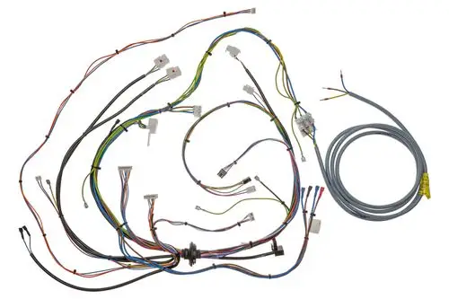 Kabelbaum von Brötje mit verschiedenen farbigen Drähten und Steckverbindern, geeignet für die elektrische Verbindung in Heizsystemen.