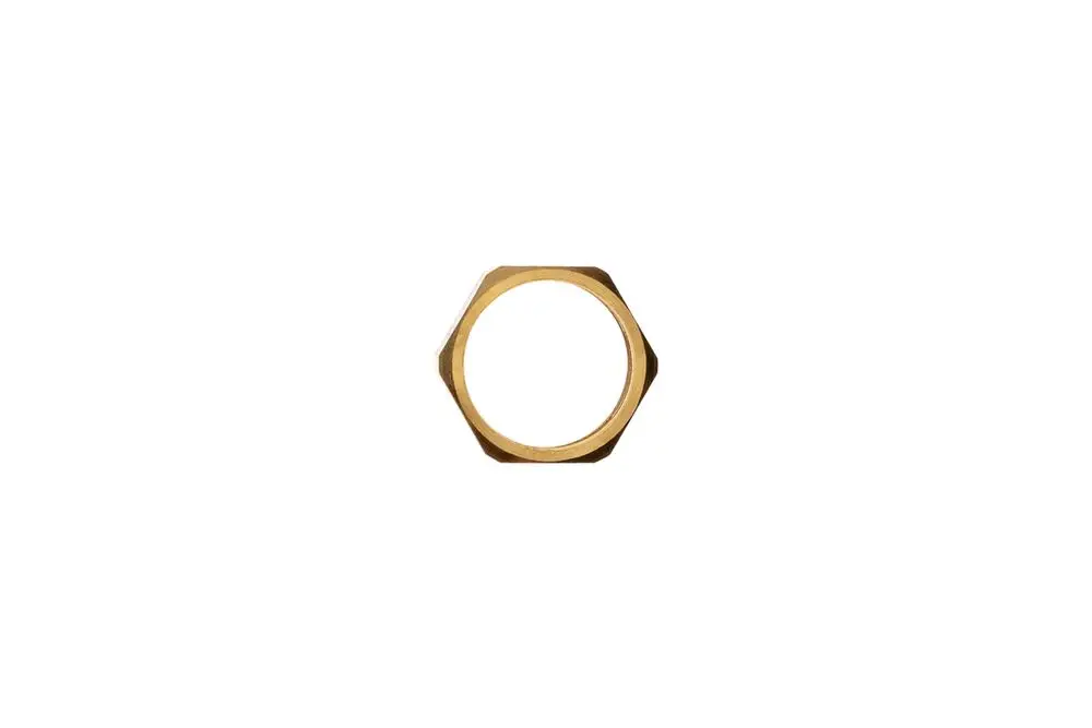 Brötje Überwurfmutter in hexagonaler Form, aus Metall mit goldenem Finish, auf weißem Hintergrund.