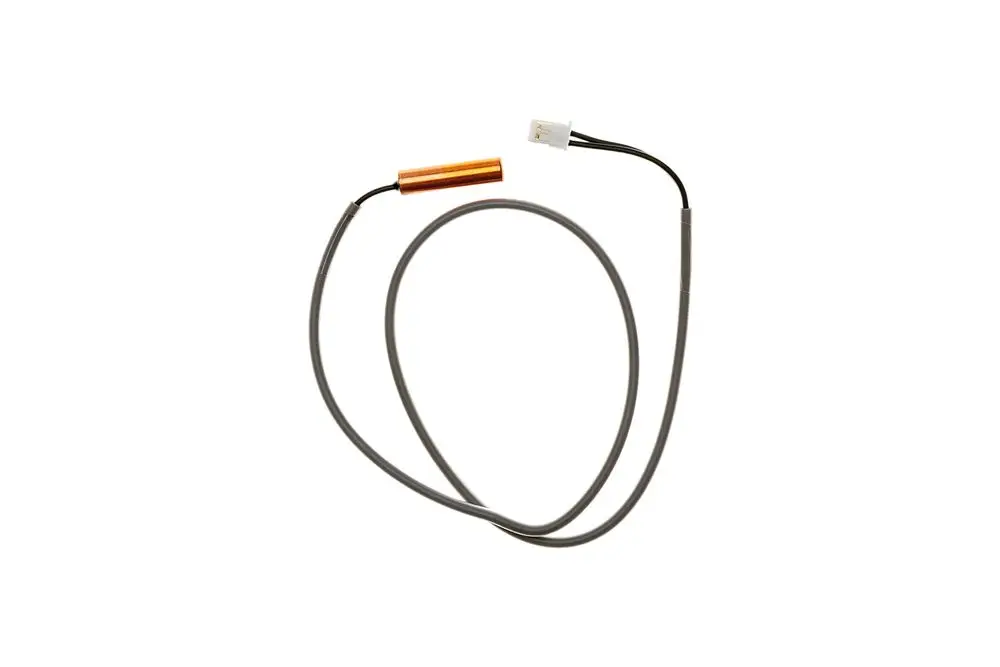 Temperatursensor von Brötje mit Kabel und Steckverbindung. Der Sensor hat einen zylindrischen Körper und wird in Heizungsanlagen eingesetzt.