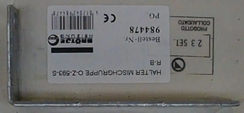 Metallhalter in U-Form, vermutlich von Brötje, mit einem Etikett und einer Artikelnummer auf einer weißen Oberfläche.