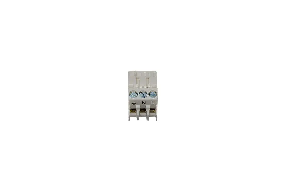 Brötje Stecker mit drei Anschlüssen, verdeutlicht durch die Markierung für Plus, Neutral und Phase, auf hellem Hintergrund dargestellt.