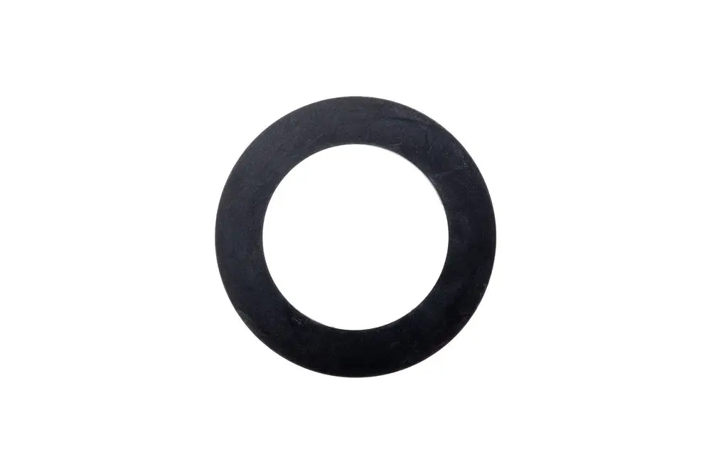 Schwarze Dichtung von Brötje in Form eines Rings mit mittigem Loch, flach und einheitlicher Oberfläche.