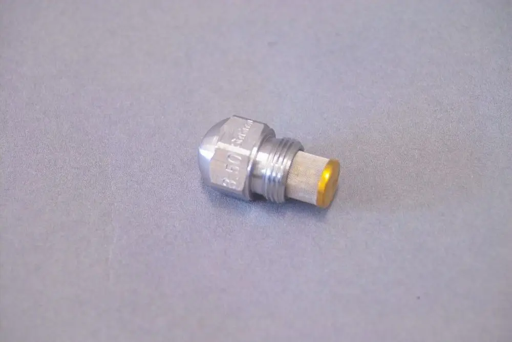 Edelstahl-Düse von Brötje mit einer runden, goldenen Spitze und einem gewindeförmigen Körper, geeignet für Heizsysteme.