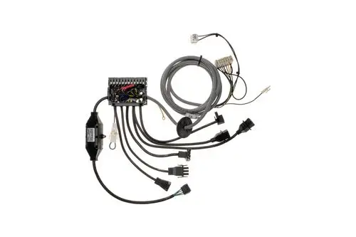 Verdrahtungseinheit mit mehreren Kabeln und Anschlüssen, bereit für elektrische Installation, hergestellt von Brötje.