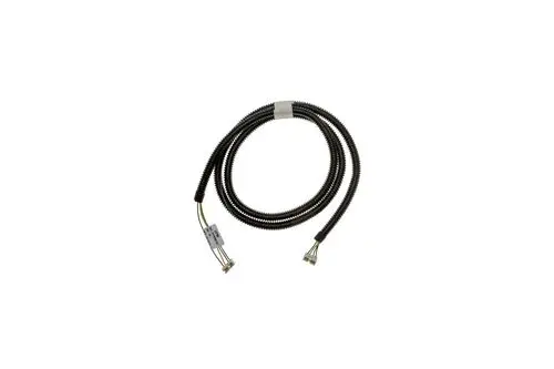 Schwarzes Kabel mit mehreren Aderleitern und zwei Steckverbindern. Eignet sich für den Einsatz in Brötje-Produkten.