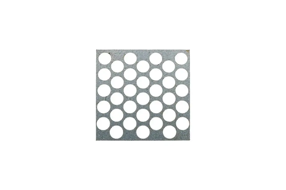 Gitter mit runden Löchern, hergestellt aus Metall, geeignet für technische Anwendungen, möglicherweise von Brötje.