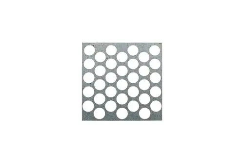 Gitter mit runden Löchern, hergestellt aus Metall, geeignet für technische Anwendungen, möglicherweise von Brötje.