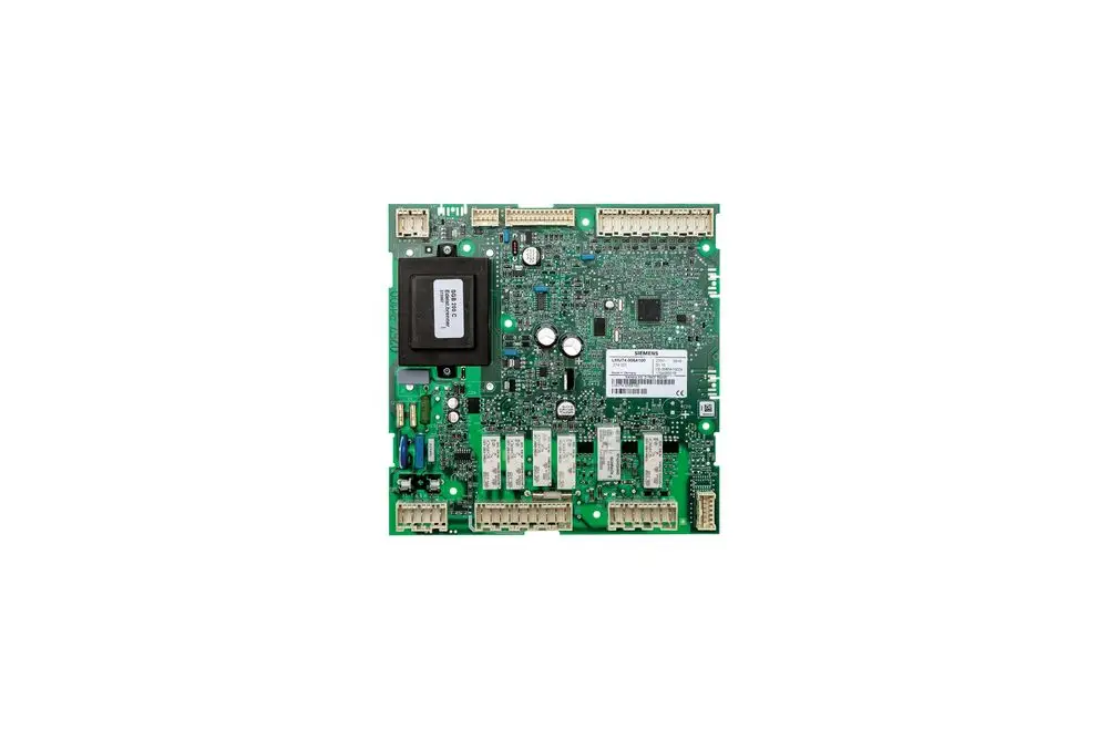 Grüne elektronische Leiterplatte mit verschiedenen Anschlüssen und einem größeren Prozessorbereich. Das Produkt gehört zur Marke Brötje.