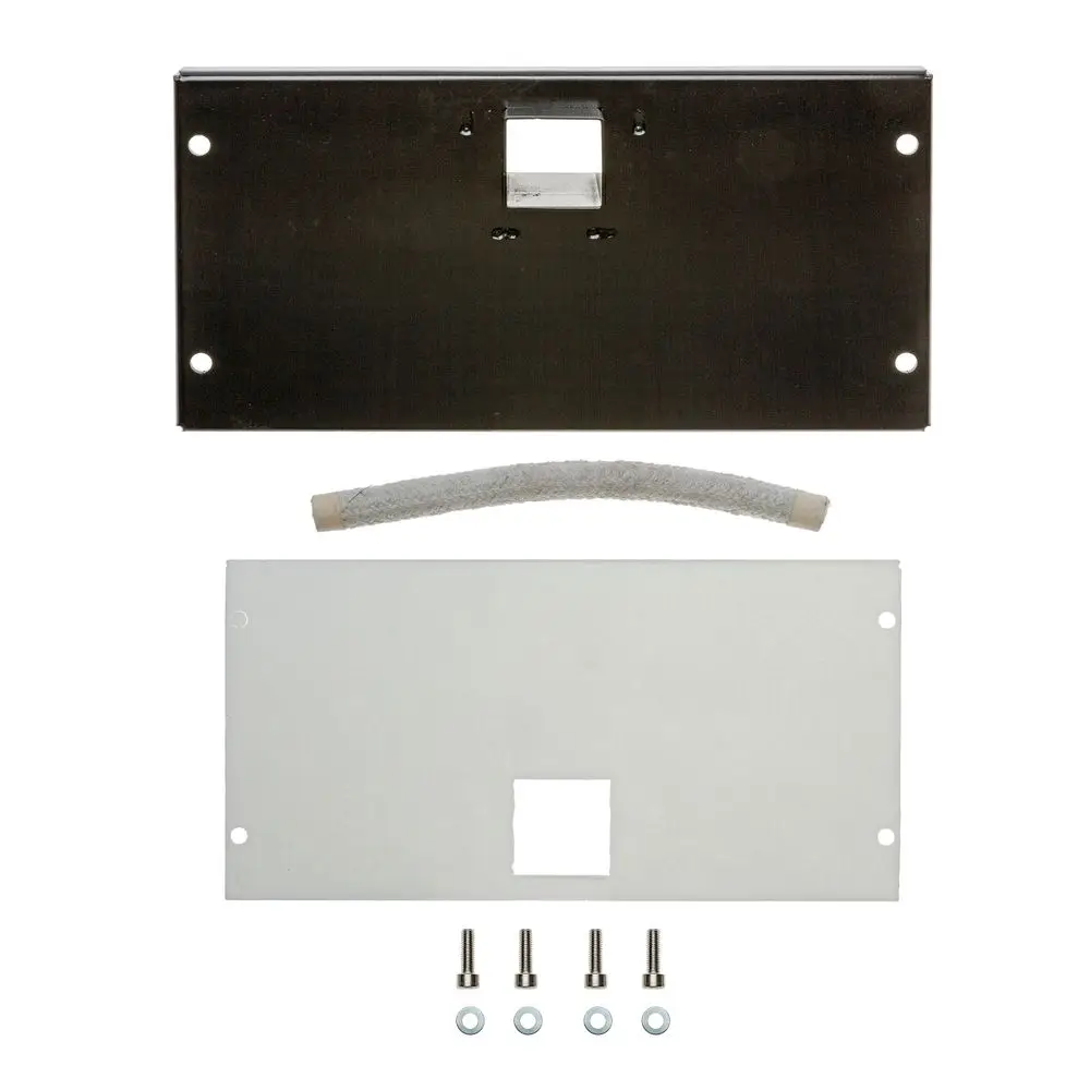 Brötje Ascheaustragungsdeckel bestehend aus zwei Metallplatten, einem Schlauch und vier Schrauben mit Unterlegscheiben, zur Verwendung in Heizsystemen.