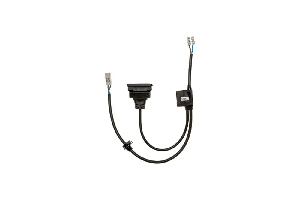 Adapter mit mehreren Kabelanschlüssen von Brötje, geeignet für den Anschluss an ein 3-Wege-Ventil. Enthält Stecker und Anschlussklemmen.