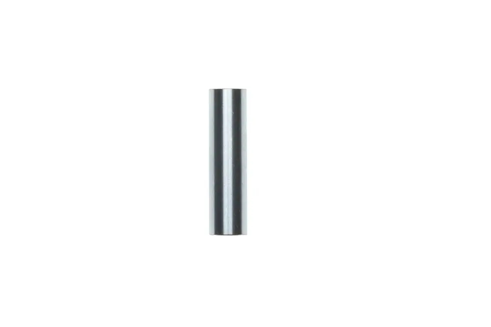 Zylindrisches, metallisches Bauteil von Brötje, einfarbig, mit glatter Oberfläche und einheitlichem Durchmesser, auf hellem Hintergrund.