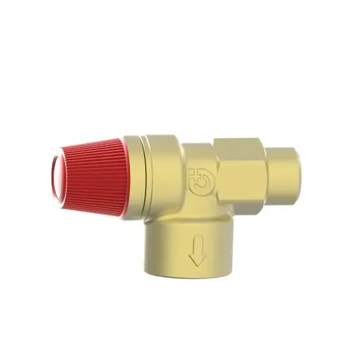 Sicherheitsventil in Goldfarbe mit roter Kappe, angeschlossen an ein Rohrsystem. Zu erkennen ist das Brötje-Logo auf dem Ventilkörper.