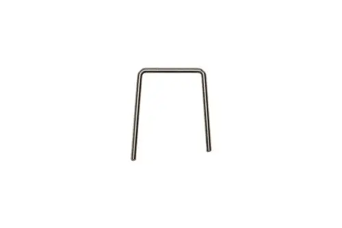 Brötje Klammer in U-Form, aus Metall gefertigt, mit zwei senkrechten Beinen und einer Querstrebe oben. Ideal zur Befestigung in verschiedenen Anwendungen.