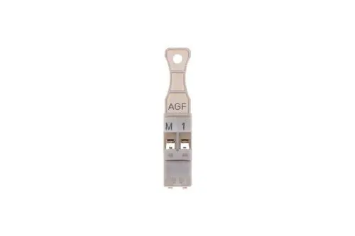 Brötje Stecker mit zwei Anschlüssen, beschriftet mit "M" und "1". Hergestellt aus Kunststoff mit einer Öse zur Befestigung.