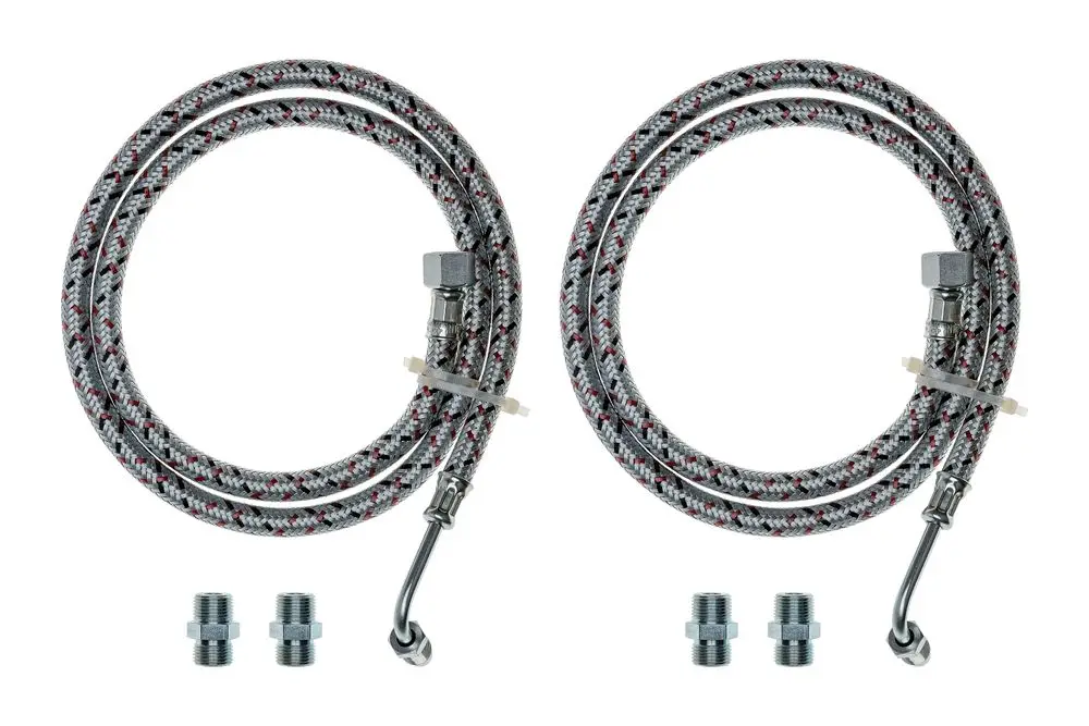 Braided oil hoses von Brötje, bestehend aus zwei flexiblen Schläuchen und zwei Metallanschlüssen, zur Verwendung in Heizsystemen.