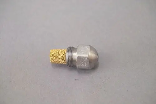 Brötje Düse mit metallischem Gehäuse und porösem Einsatz. Die Düse hat eine zylindrische Form und ist auf der einen Seite zum Anschluss geeignet.