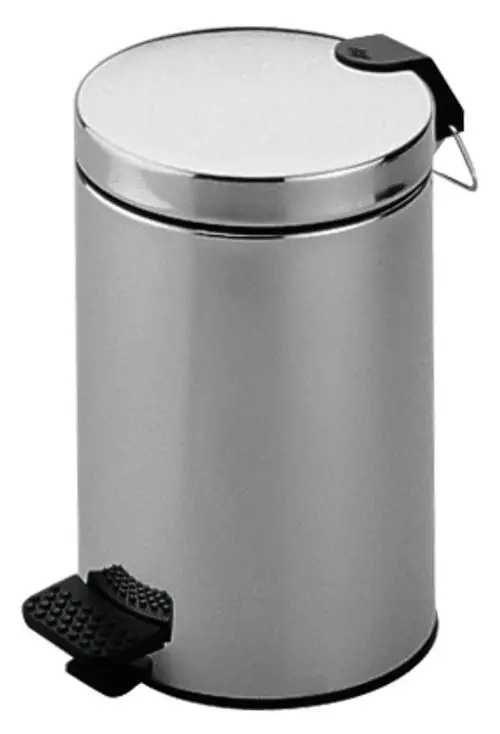 Abfallbehälter mit Fußpedal und Chrom-Oberfläche, hergestellt von Keuco. Das Design ermöglicht eine hygienische Nutzung ohne direkten Kontakt mit dem Behälter.